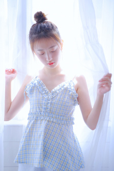 吻狼之问题少女粤语免费无删减版